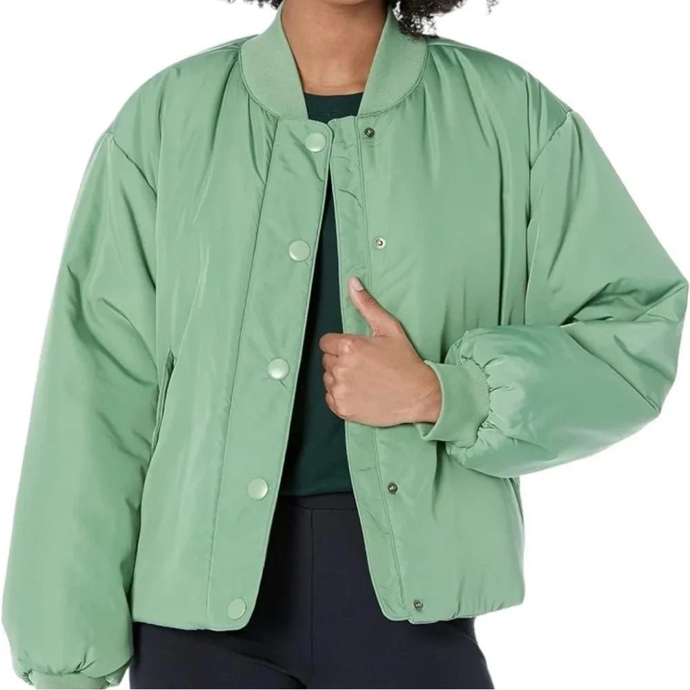 NWT Amazon Essentials Womens Relaxed-Fit Recycled Polyester Padded Bomber Jacket